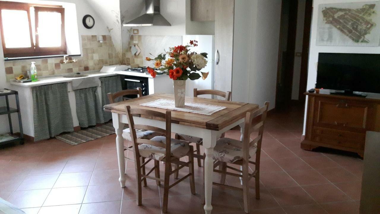 La Casina Negli Orti Apartment Arcola Luaran gambar